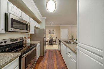 The Commons apartments kitchen