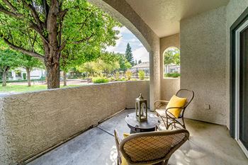 The Commons apartments patio