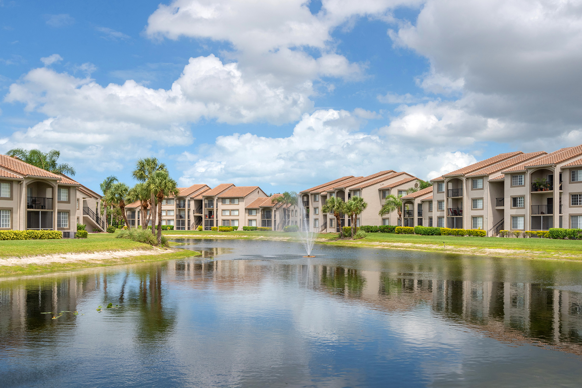 La Costa Apartments lake views