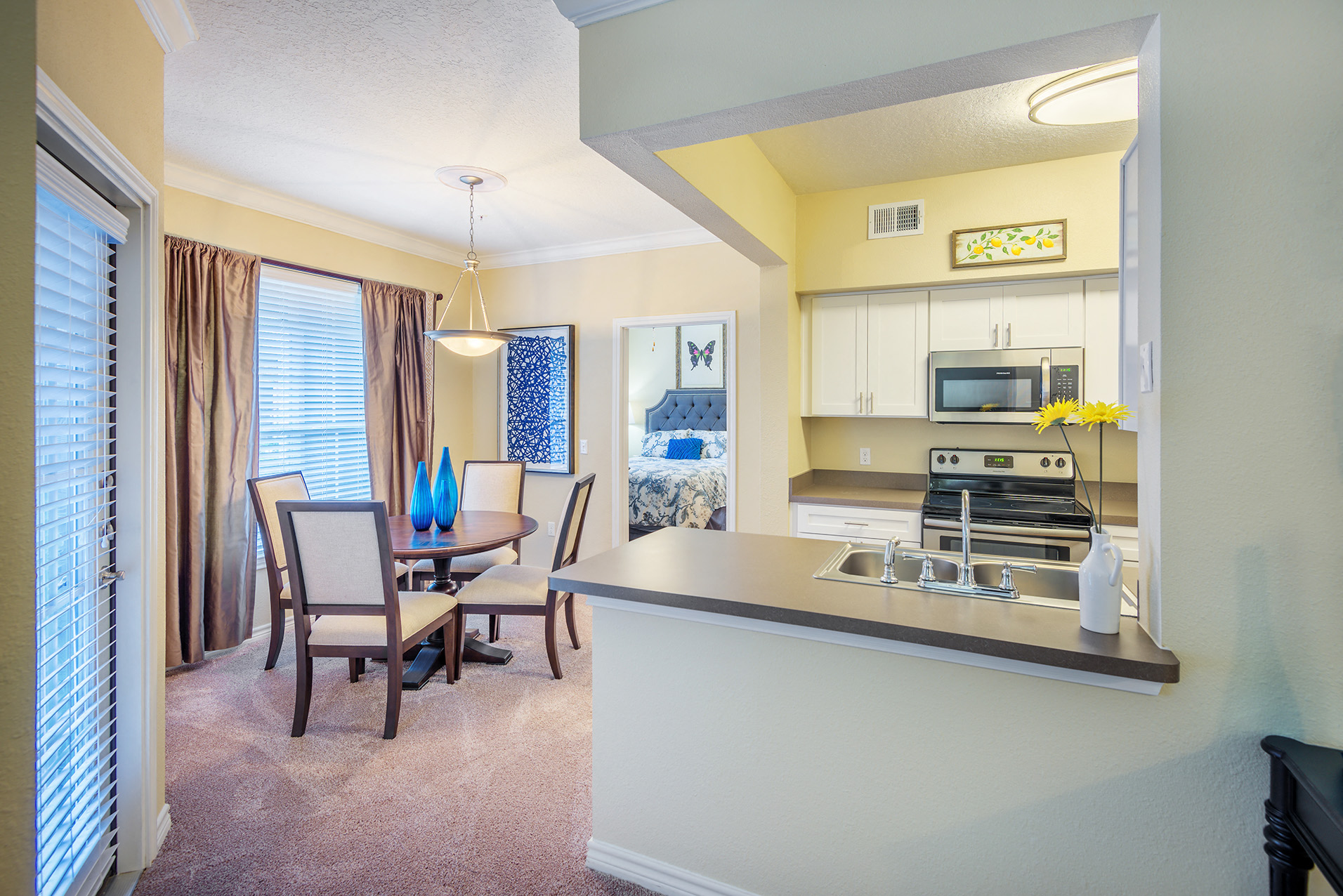 Lodge at Cypresswood Apartments - Interior - Dining nook