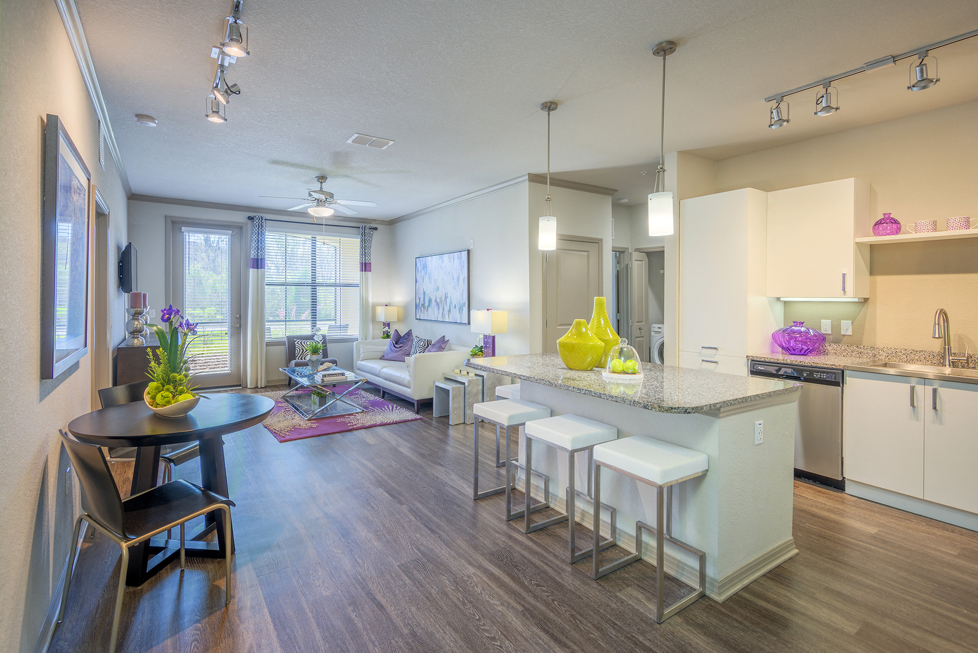 Bonterra Parc - Gourmet kitchens with islands