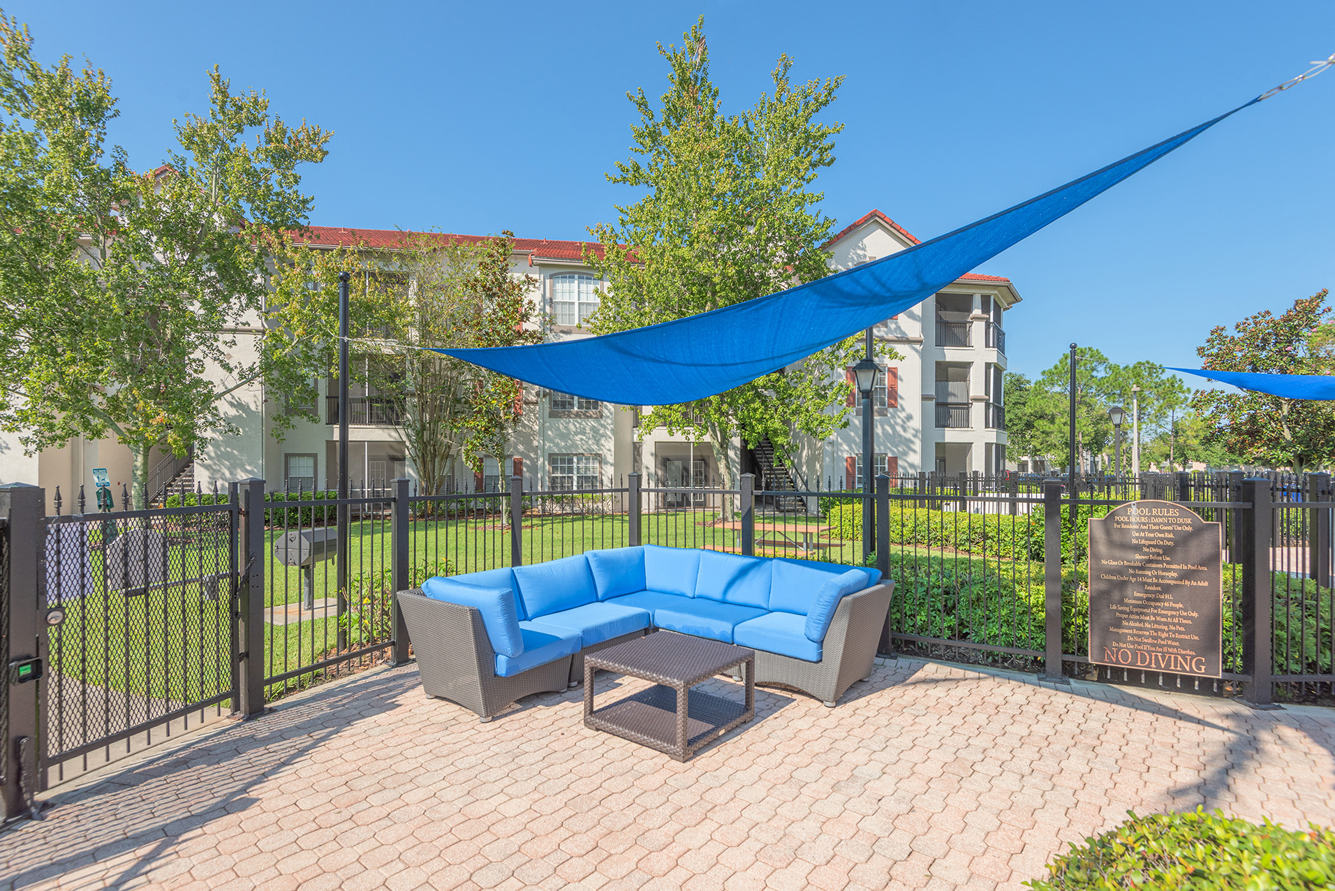 Photos of Asprey at Lake Brandon Apartments in Brandon, FL near Tampa