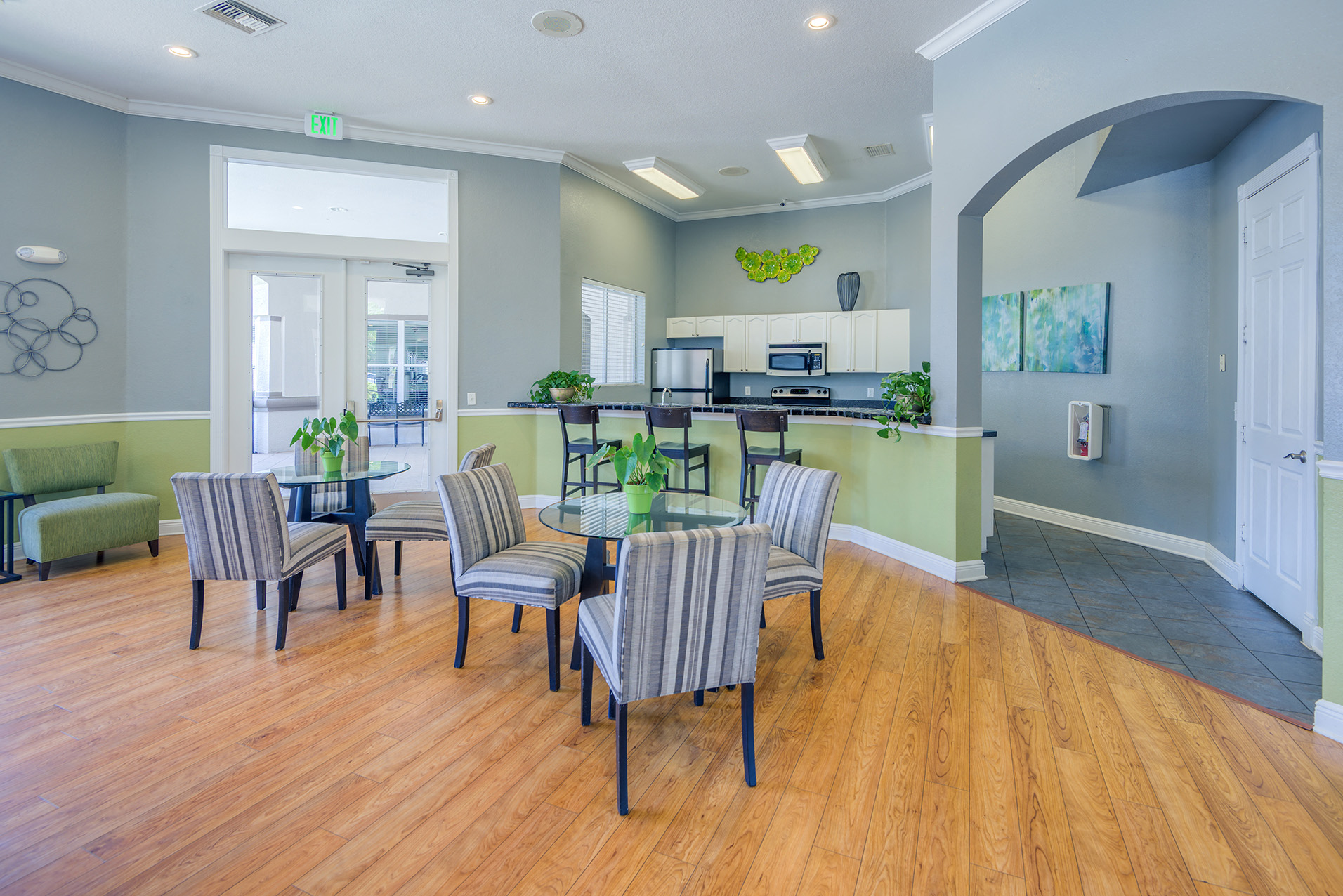 Photos of Asprey at Lake Brandon Apartments in Brandon, FL near Tampa