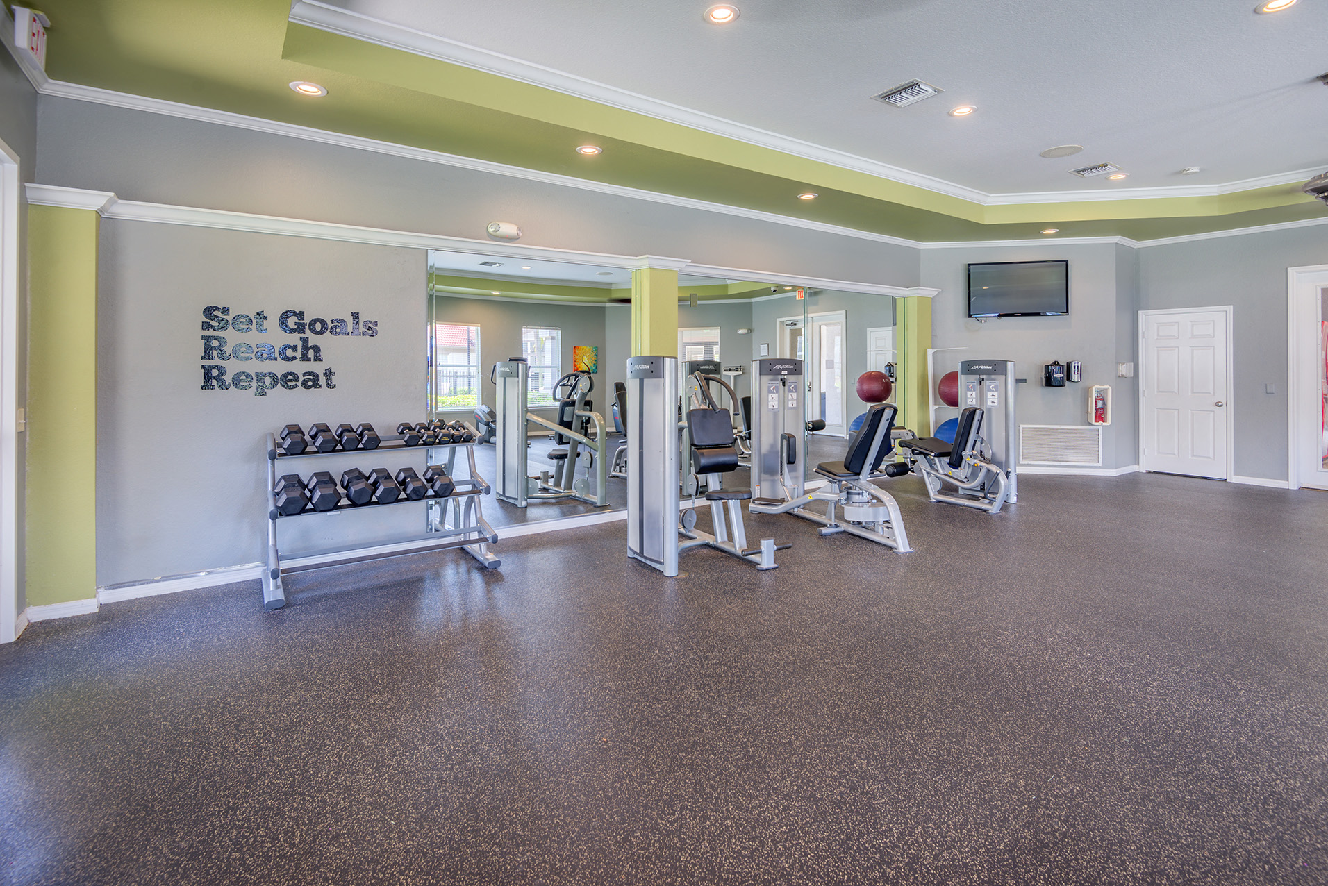 Asprey fitness center - strength training