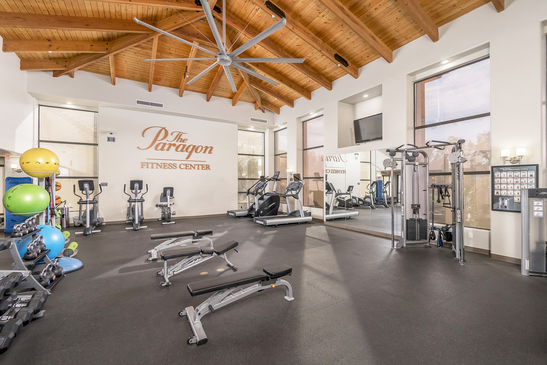 The Paragon At Kierland Apartments