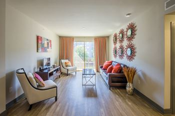 AVANT on Market Center - Staged living room with 9 foot ceilings