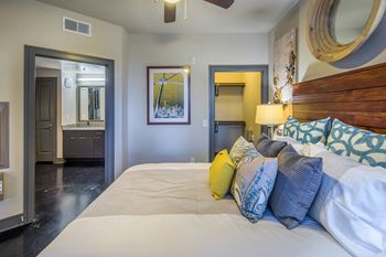 AVANT on Market Center - Staged bedroom with walk-in closet
