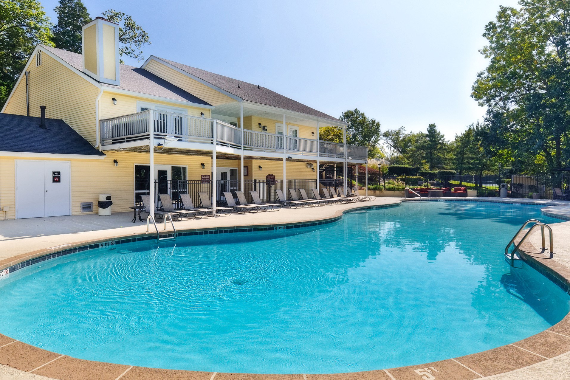 Retreat At Ironhorse Apartments, 1000 Iron Horse Lane, Franklin, TN