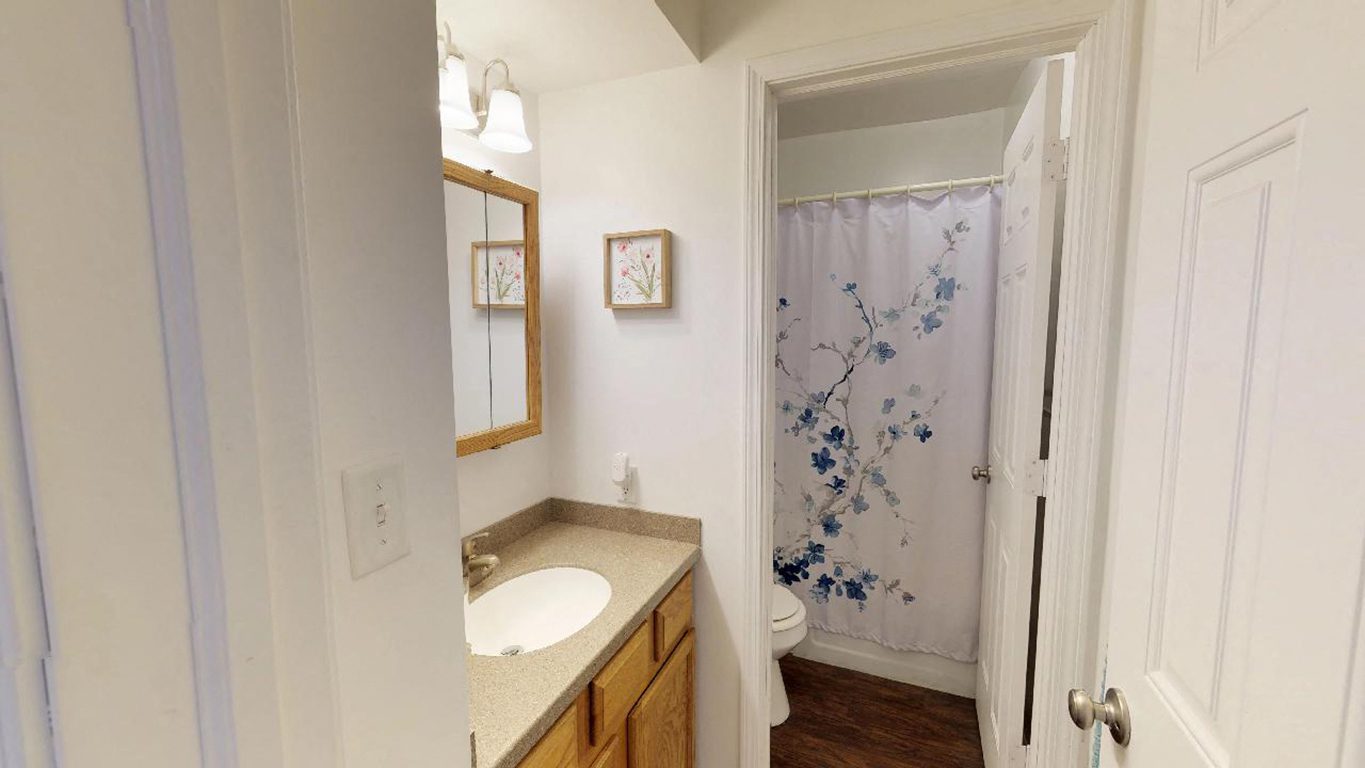 Walnut Creek Townhomes Bathroom at Walnut Creek Townhomes, Cincinnati, Ohio