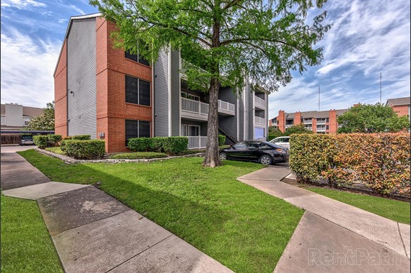 Ironhorse Flats Apartments, 1930 West Rundberg Lane, Austin, TX - RENTCafé