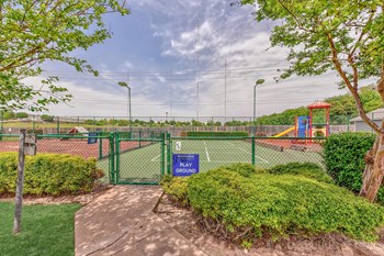 1930 West Rundberg Lane 1-2 Beds Apartment for Rent - Photo Gallery 3