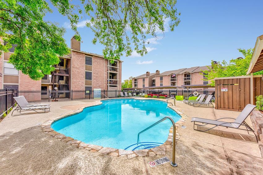 Mueller Flats Apartments, 1071 Clayton Lane, Austin, TX