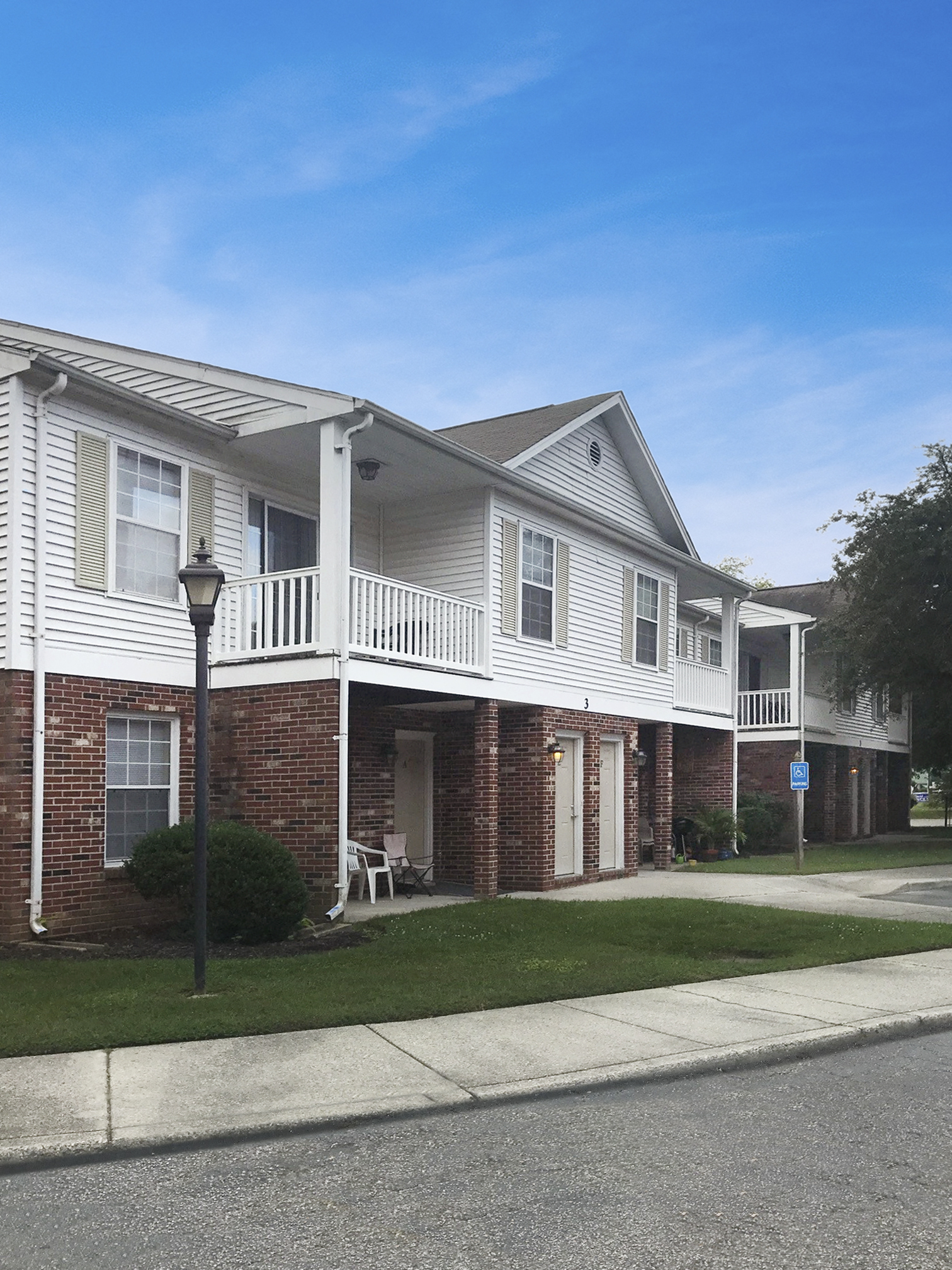 St. Regis Apartments | Apartments in Newport News, VA