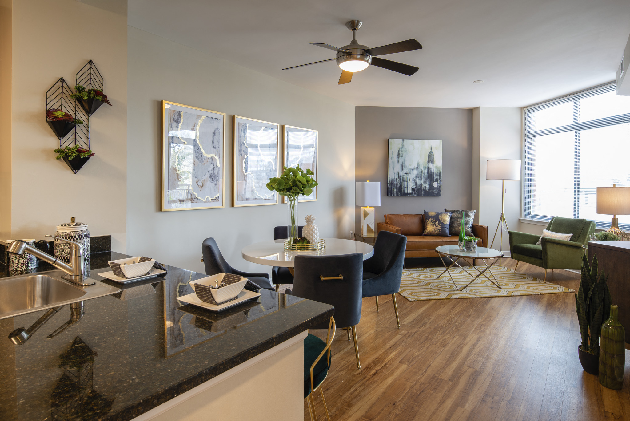 Model Kitchen Curve 6100