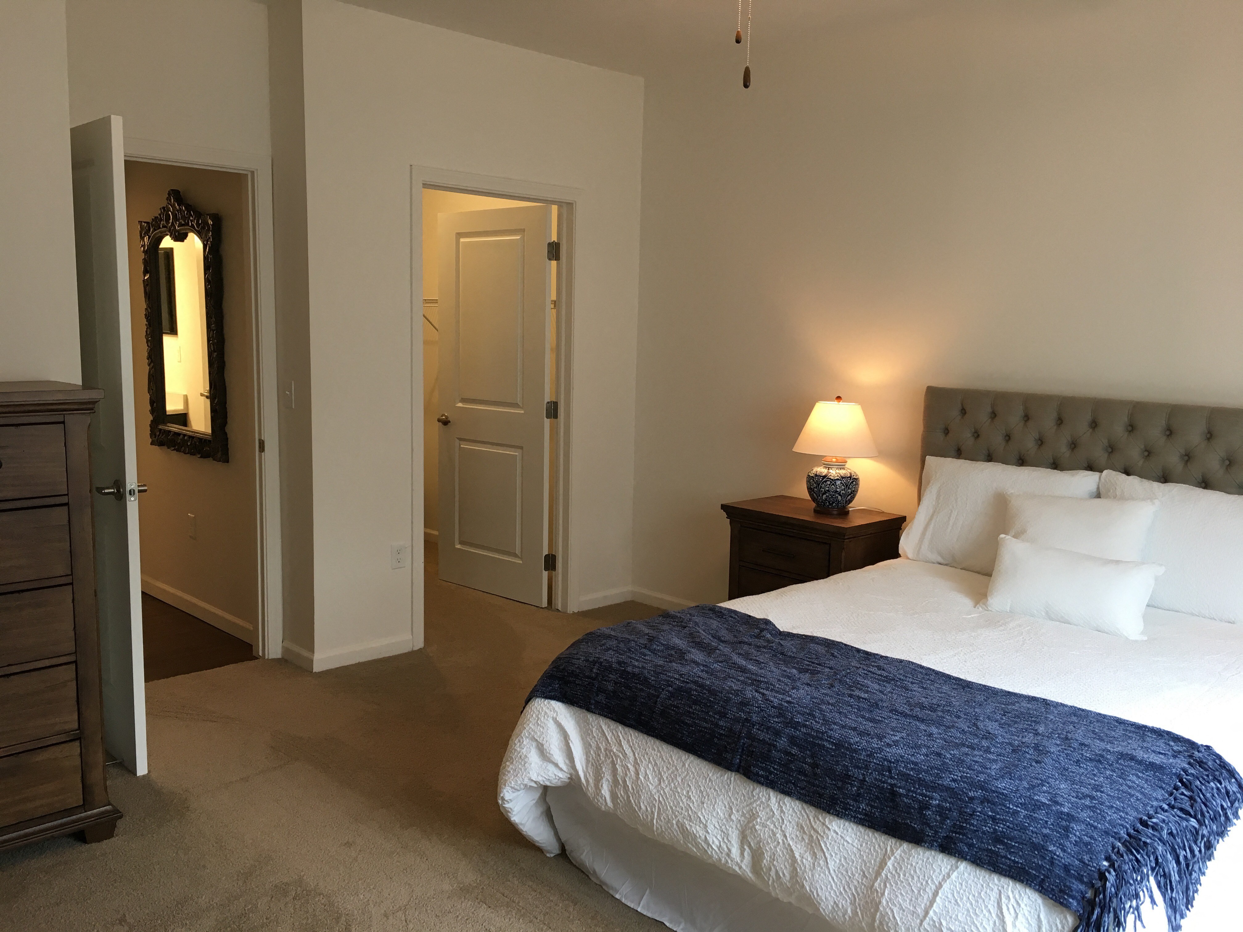 Large Master Bedrooms Antler View Apartments