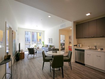 401 Derby Avenue 1-3 Beds Apartment for Rent - Photo Gallery 5
