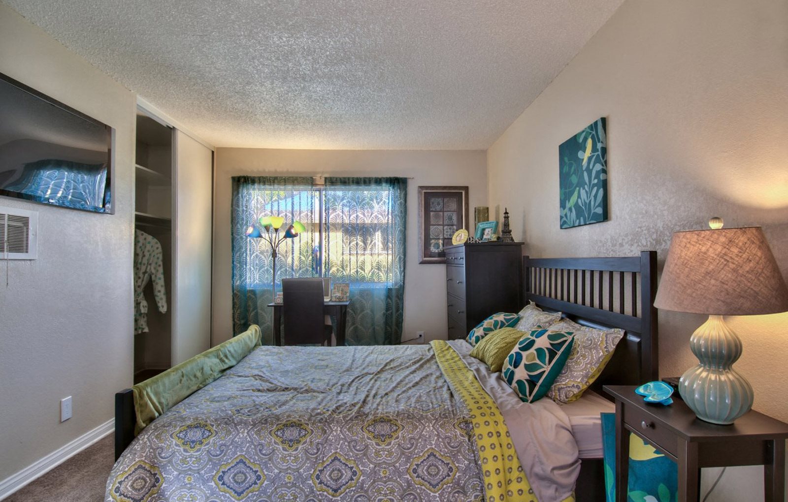 Ontario Ca Apartments L The Casitas