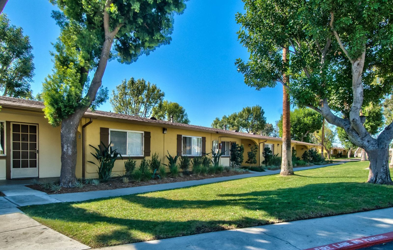 Ontario Ca Apartments L The Casitas