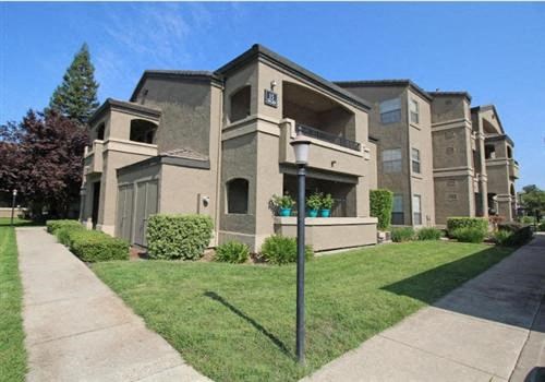 COBBLE OAKS APARTMENTS