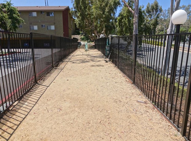 El Cajon, Ca 92020 l Forest Park Apartments for rent