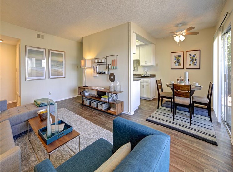 El Cajon, Ca 92020 l Forest Park Apartments for rent