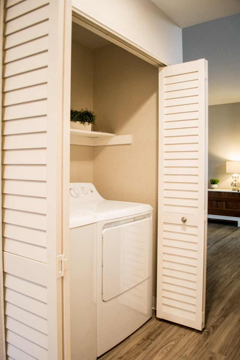 Washer and Dryer l Waterford Cove Apartments in Sacramento CA