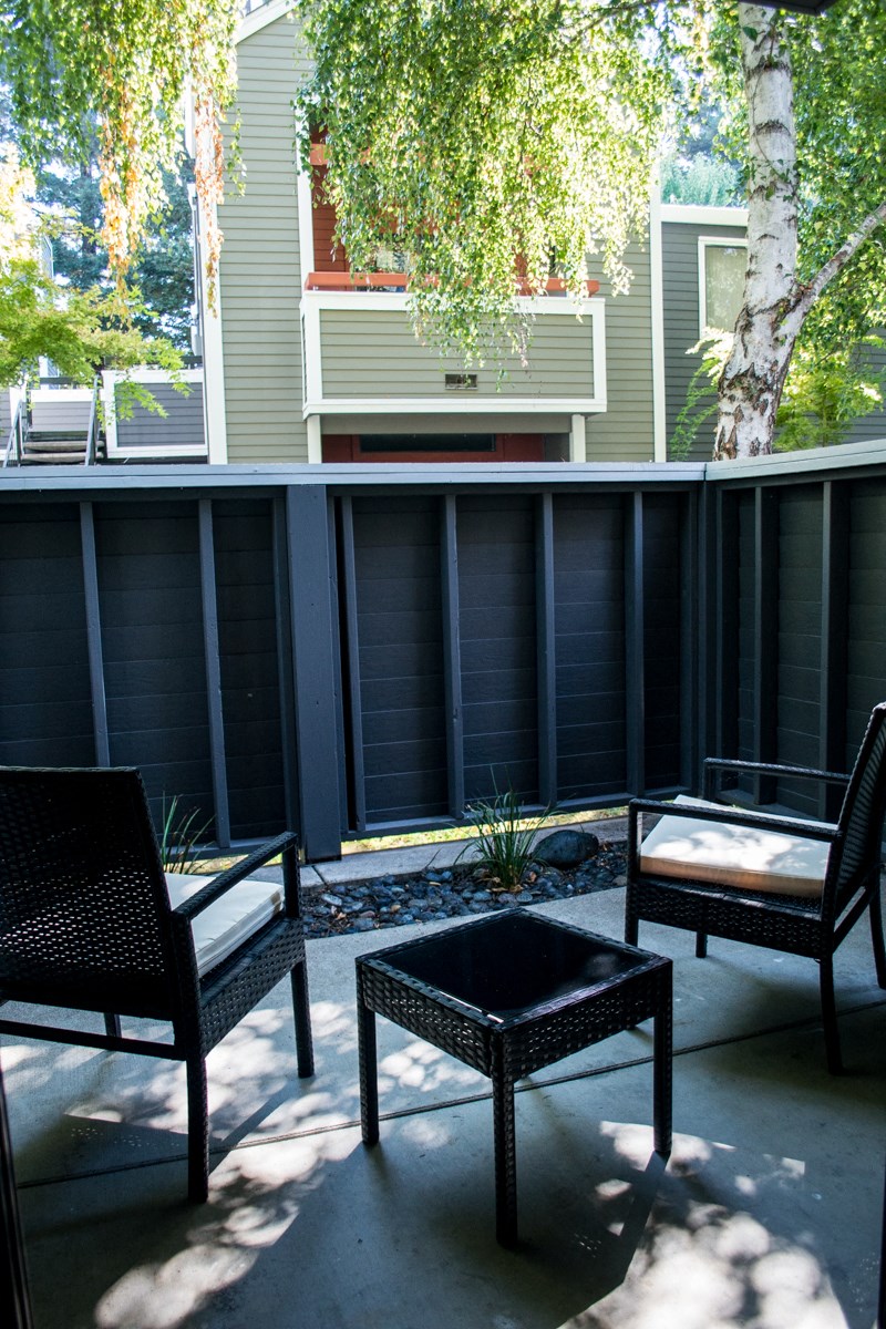 Patio l Waterford Cove Apartments in Sacramento CA