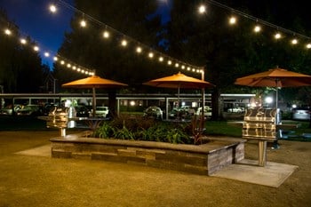 Outside seating l Waterford Cove Apartments in Sacramento CA - Photo Gallery 2