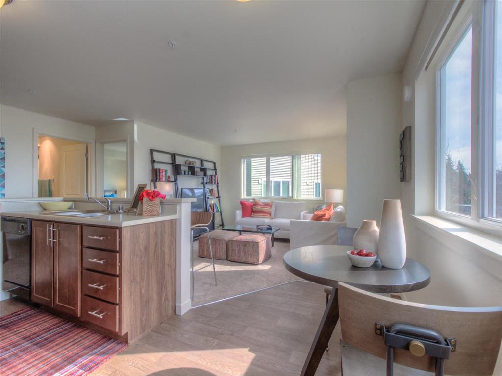 URBAN CENTER Apartments in Lynnwood, WA