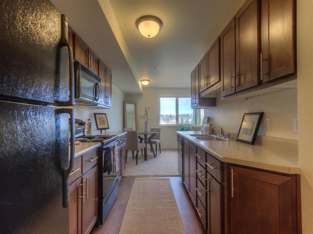 Kitchen | Urban Center apartments in Lynnwood