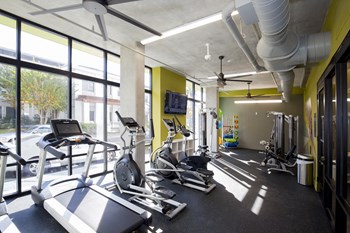 Lofts at Monroe Apartments | Jacksonville, FL | Fitness Center - Photo Gallery 9
