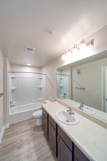 Lofts at Monroe Apartments | Jacksonville, FL | Model Apartment - Photo Gallery 11