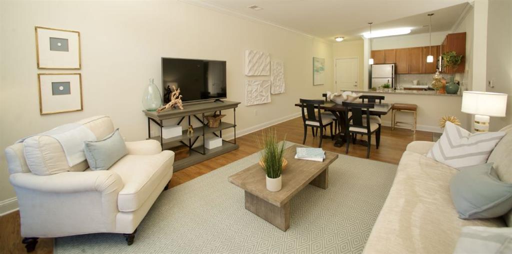 Photos and Video of Encore North Luxury Apartments in ...