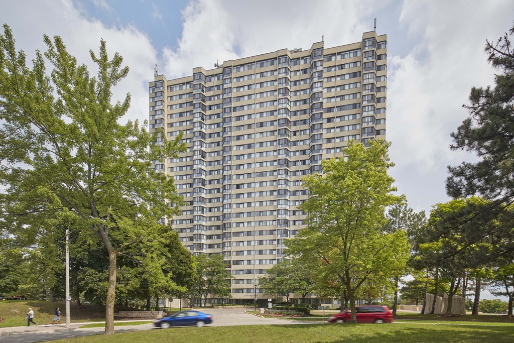 the building in which the apartment is located