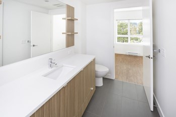 2151 Front Street Studio-2 Beds Apartment for Rent - Photo Gallery 5