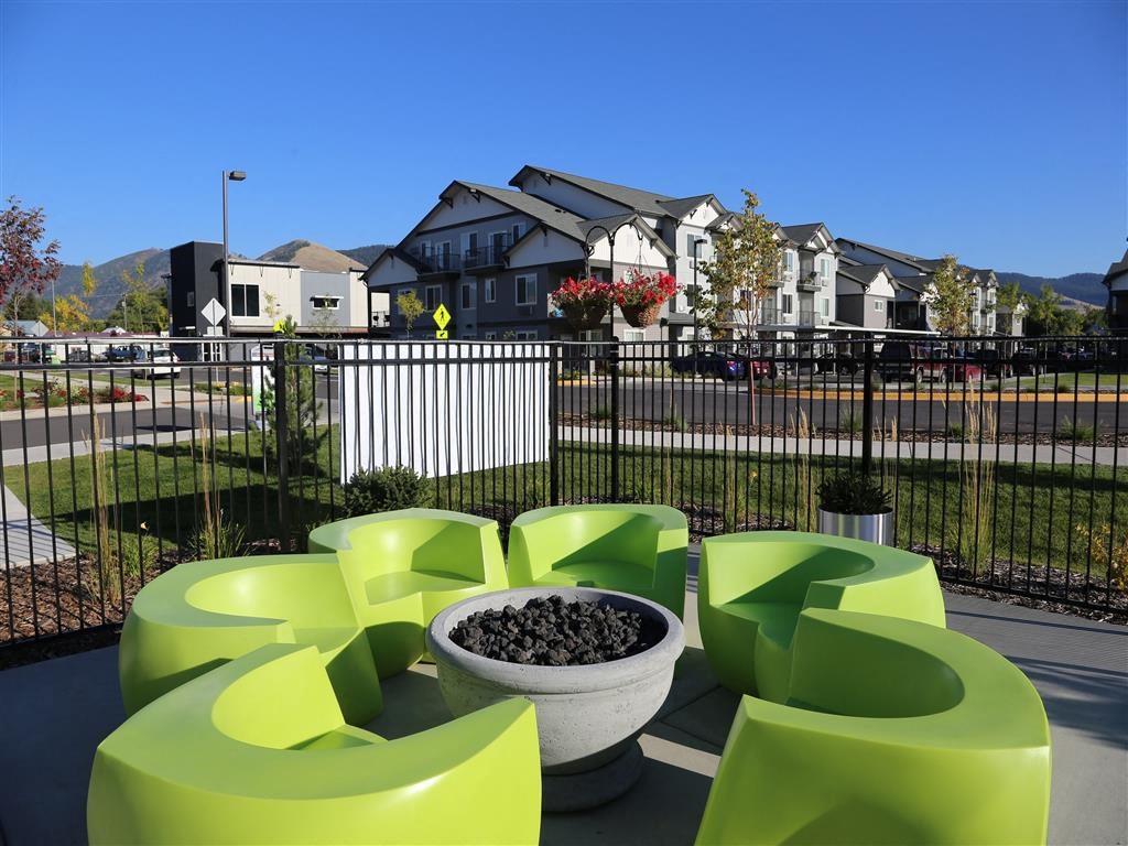 Outdoor courtyard with fire pit at Corso Apartments, Missoula