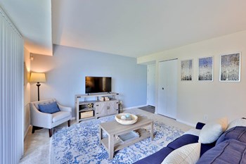 3000 Wallford Drive Studio-3 Beds Apartment for Rent - Photo Gallery 2