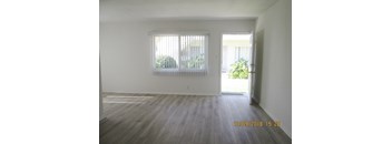 1 Bed + 1 Bath