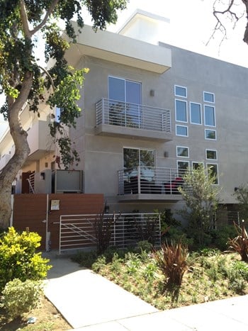 3630 Mentone Ave Studio-2 Beds Apartment for Rent - Photo Gallery 3