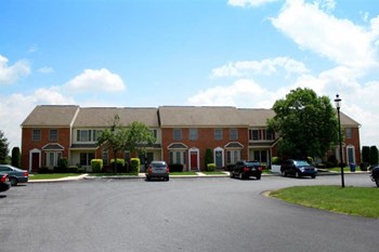 Piccadilly Court 2-3 Beds Townhouse for Rent - Photo Gallery 5