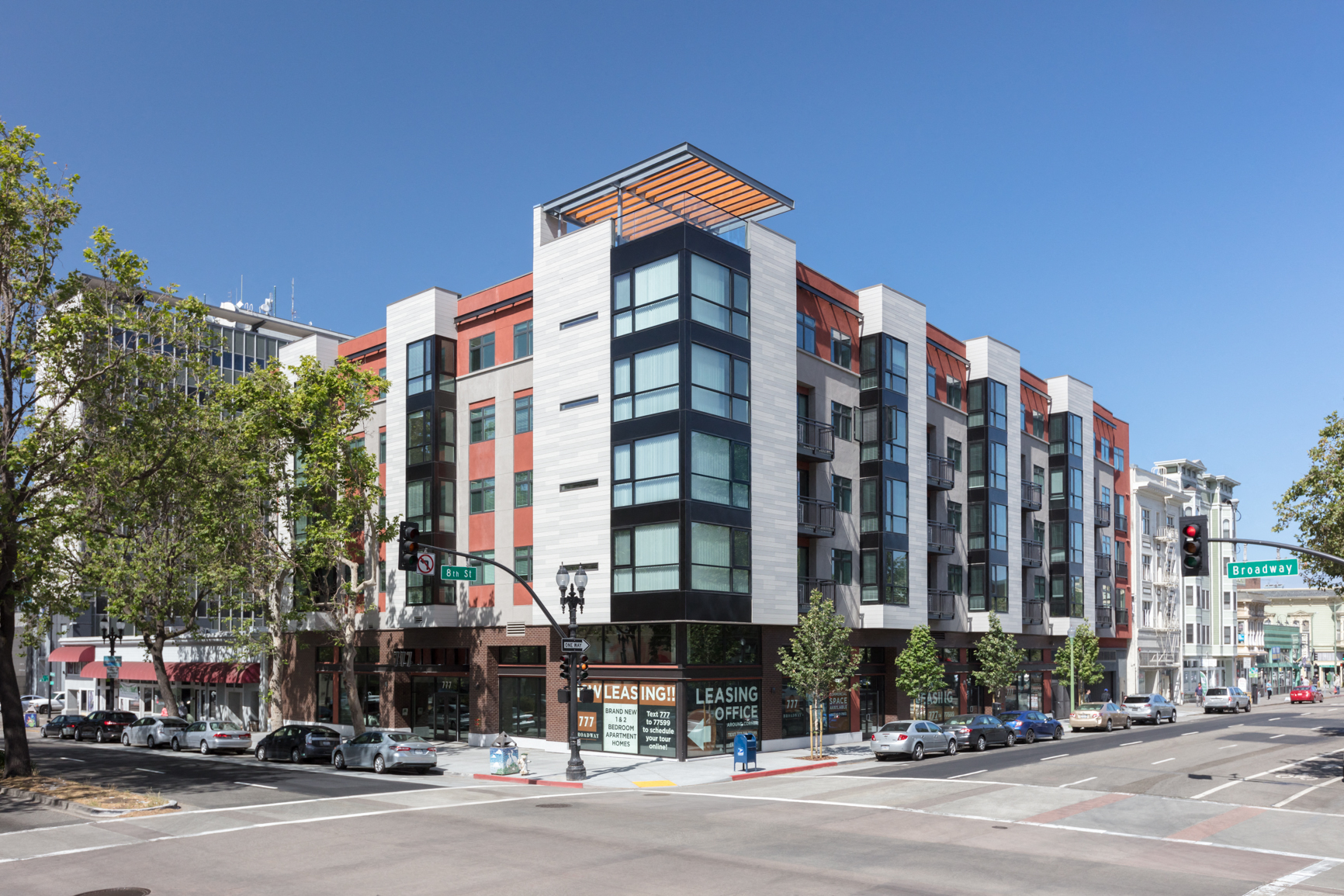 Luxury Apartments in Oakland CA 777 Broadway Home