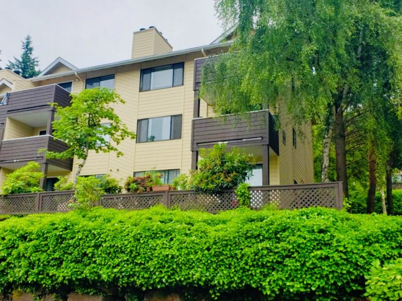 Cedar Heights Apartments in Kirkland, WA