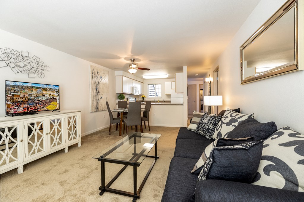 Living Room at Creekside At Tanasbourne, Oregon