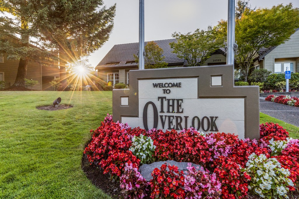 Overlook Monument at Overlook at Murrayhill, Beaverton, OR