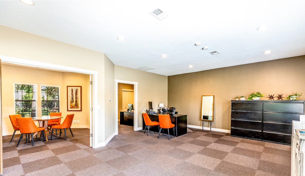 Office at Overlook at Murrayhill, Oregon, 97007