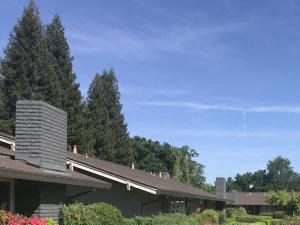 ESPANA EAST | Apartments | Walkway