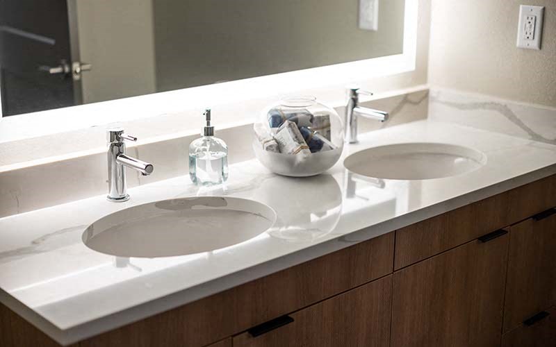 Bath double sinks  l Azure Apartments in Sparks NV