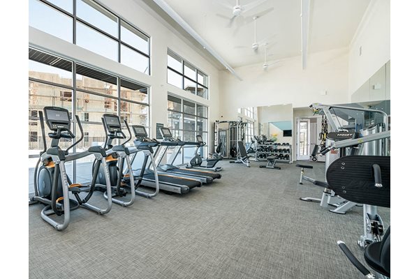 Hub Apartments 525 Willard Drive Folsom Ca Rentcafe