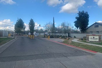 Entry to community with Monument sign - Photo Gallery 2