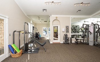 Fitness Center - Photo Gallery 5